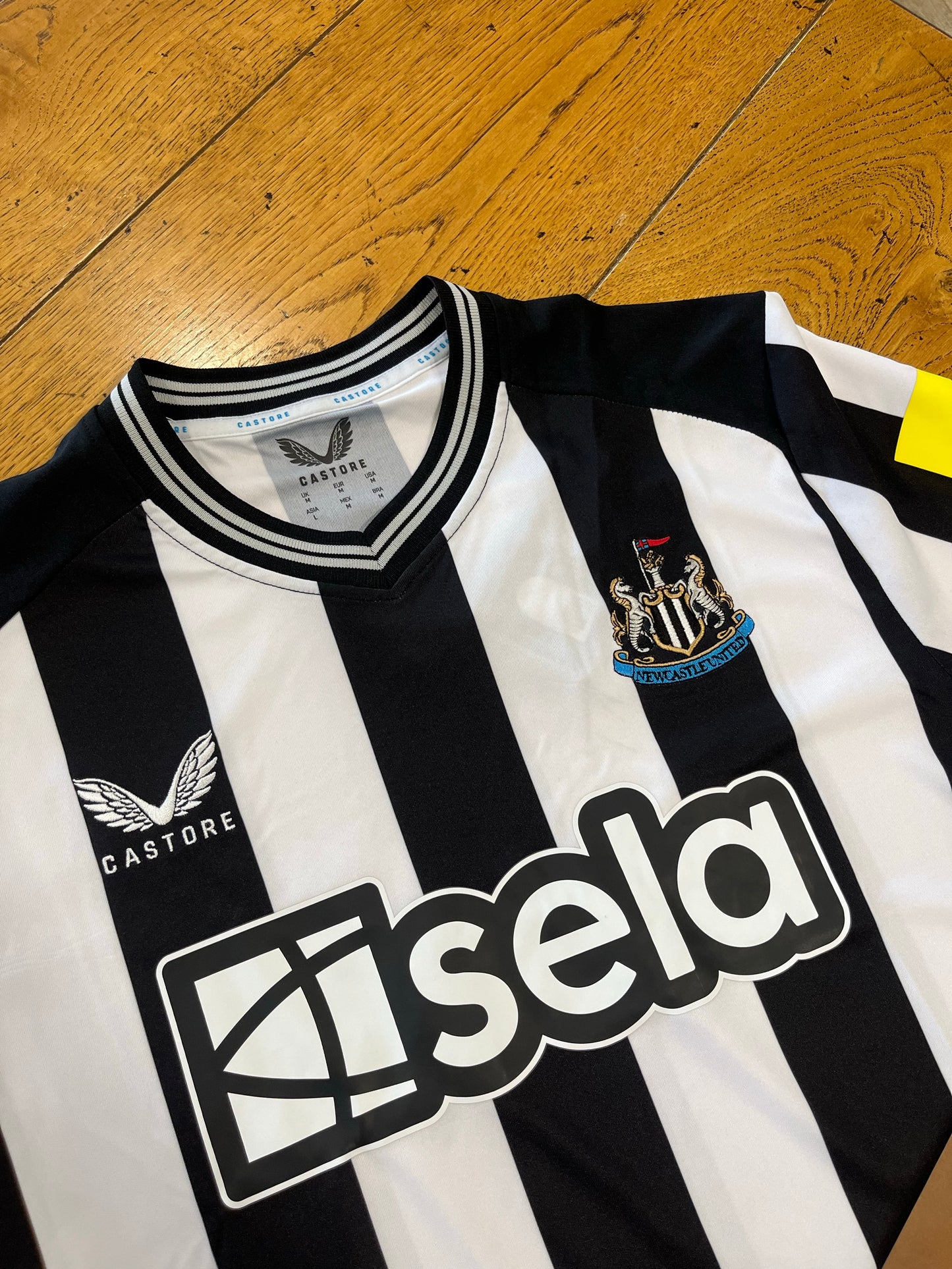 2023-24 Newcastle United Home Shirt BNWT