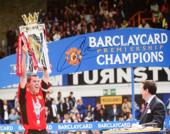Roy Keane Signed Manchester United Photo