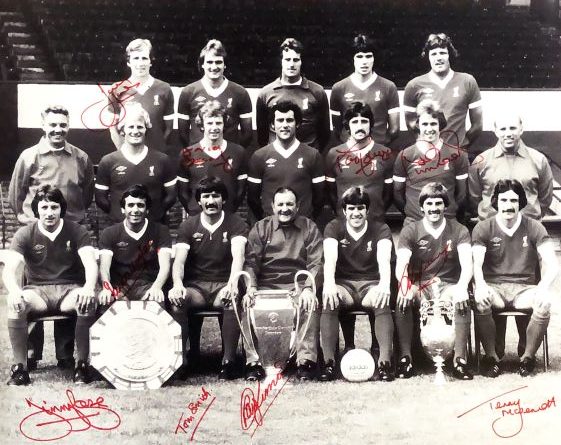 FOOTBALL MAGAZINE N° 209 de 1977 LIVERPOOL FACE A FOOTBALL MAGAZINE N° 209 de 1977 LIVERPOOL FACE A
