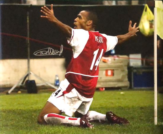 : Thierry Henry Hand Signed Autograph Arsenal FC Football Soccer  Memorabilia Limited Edition Art Poster & Certificate of Authenticity :  Sports & Outdoors