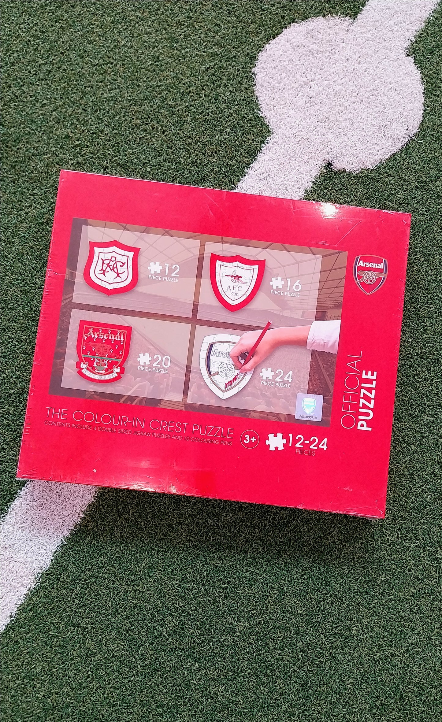 Arsenal Colour-in Crest Jigsaw Puzzle