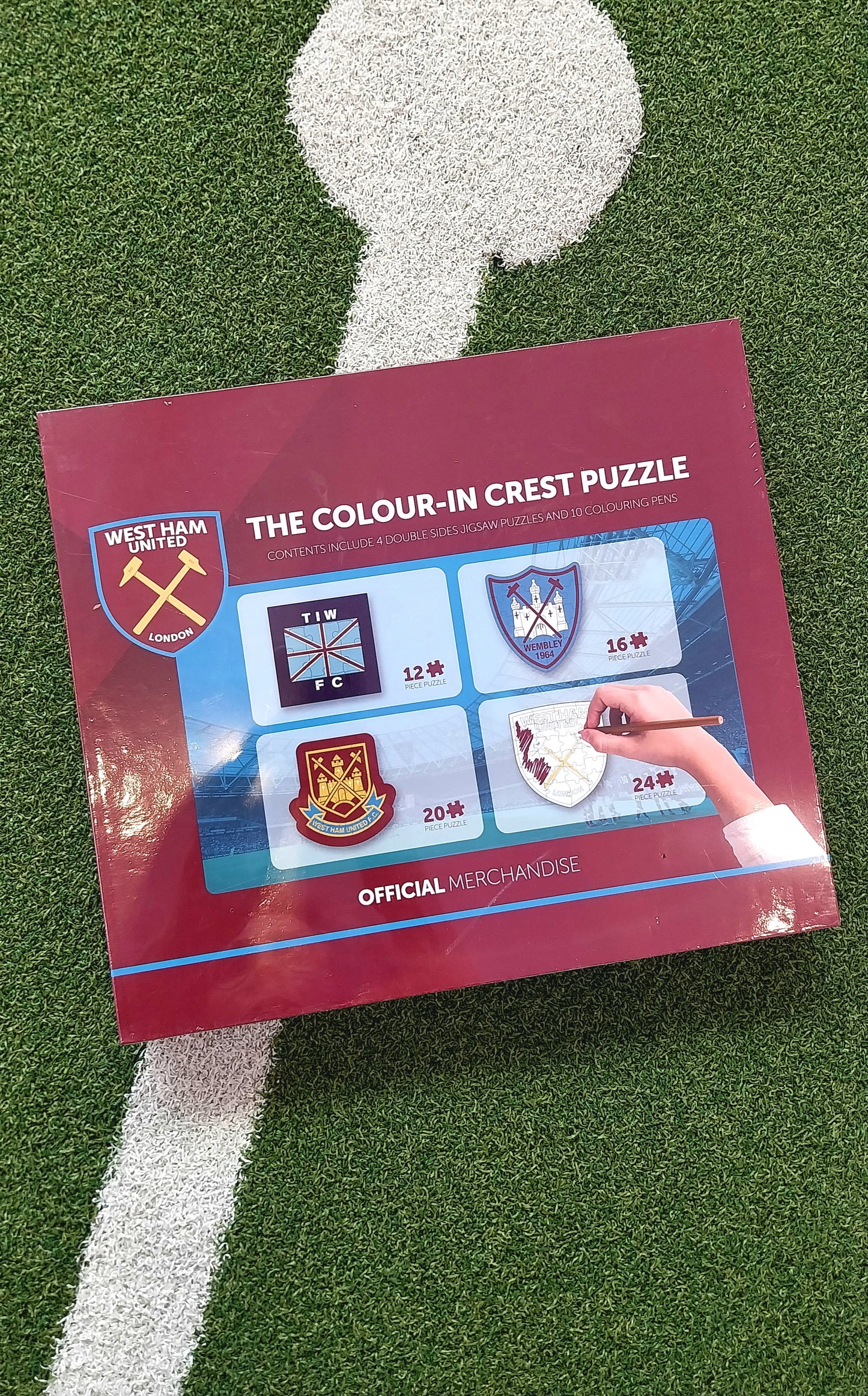 West Ham Colour-in Crest Jigsaw Puzzle