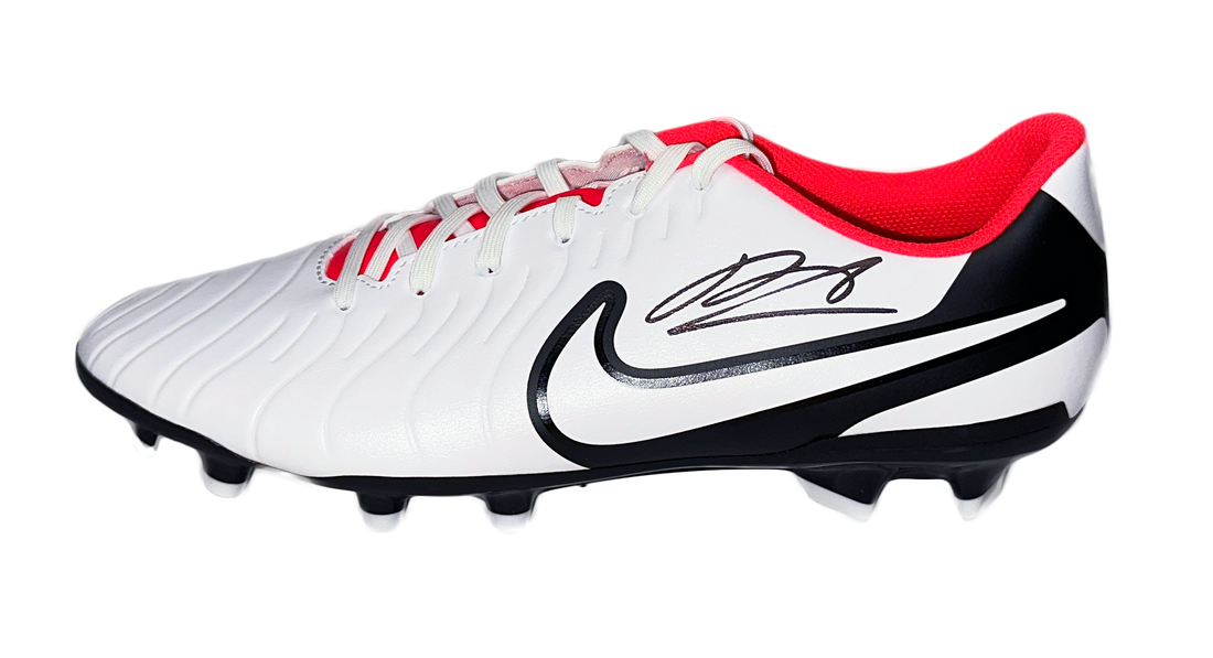 bruno-fernandes-signed-boot-national-football-museum-shop