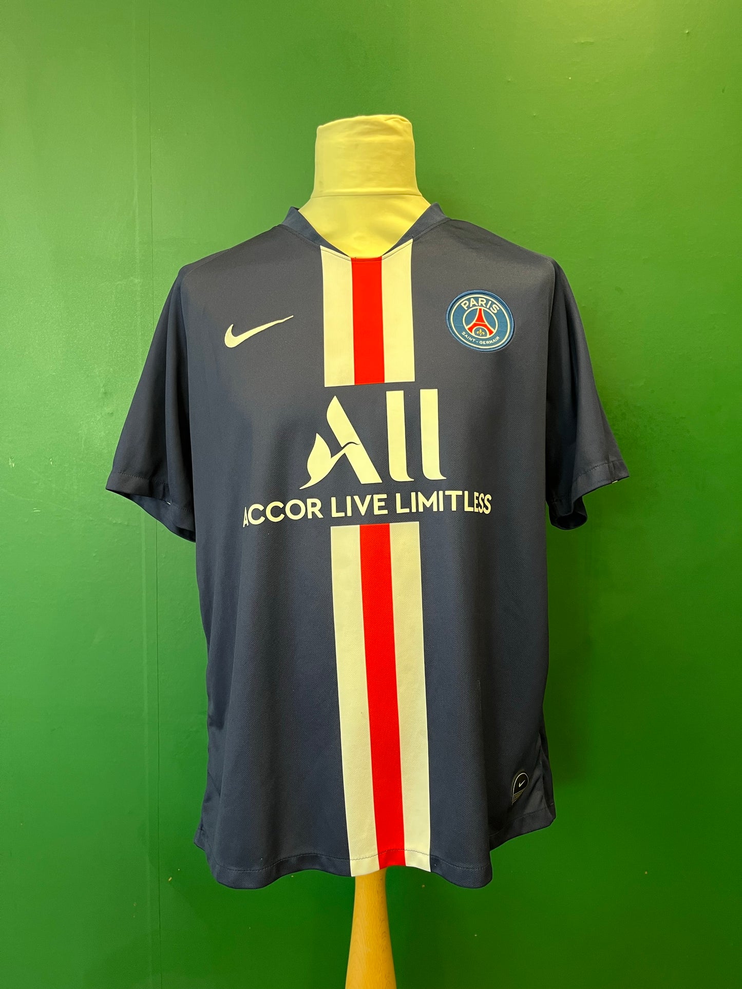 2019-20 PSG Home Shirt - Mbappe 7