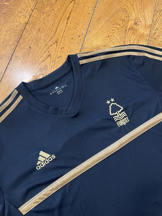 2015-16 Nottingham Forest Third shirt