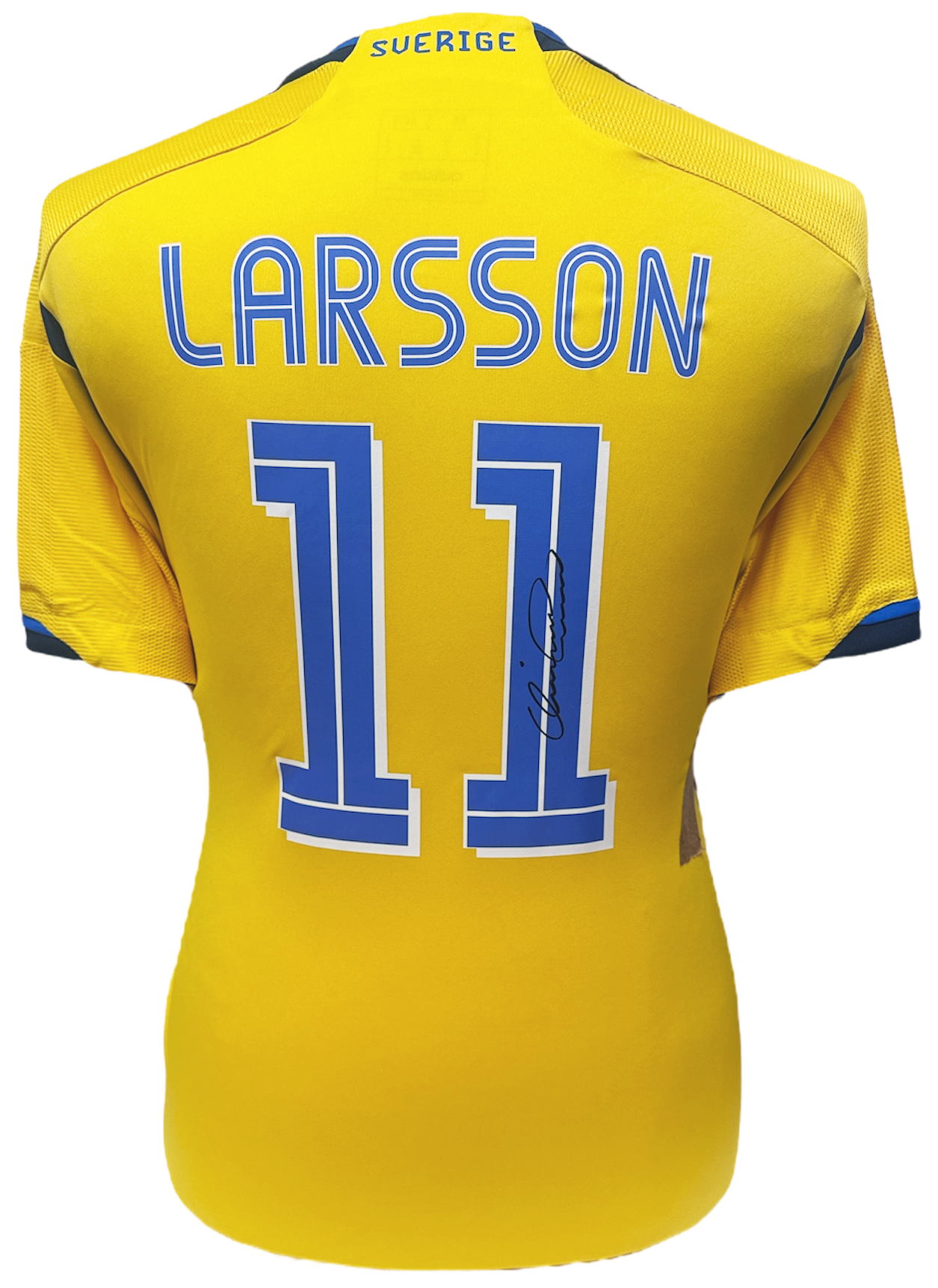 Henrik Larsson signed Official Sweden shirt 