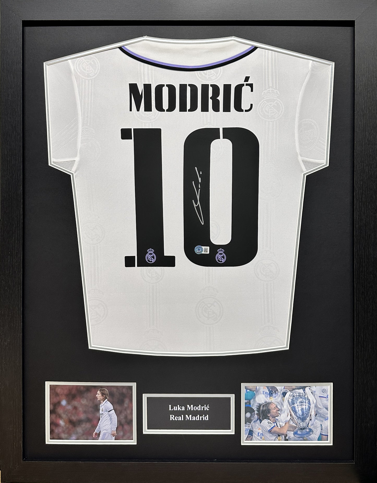 Modric Signed Real Madrid Shirt
