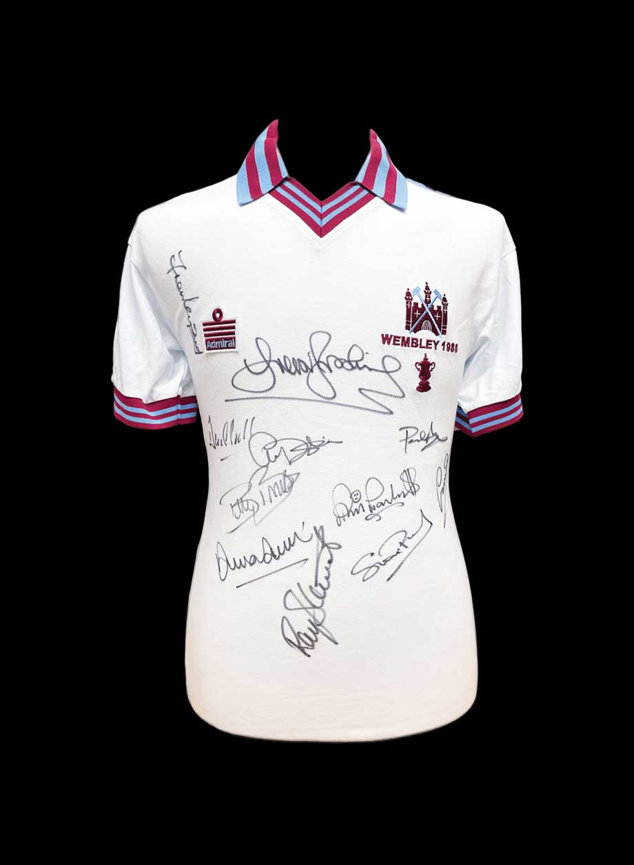 West Ham 1980 FA Cup Final Shirt Signed By 11 Players