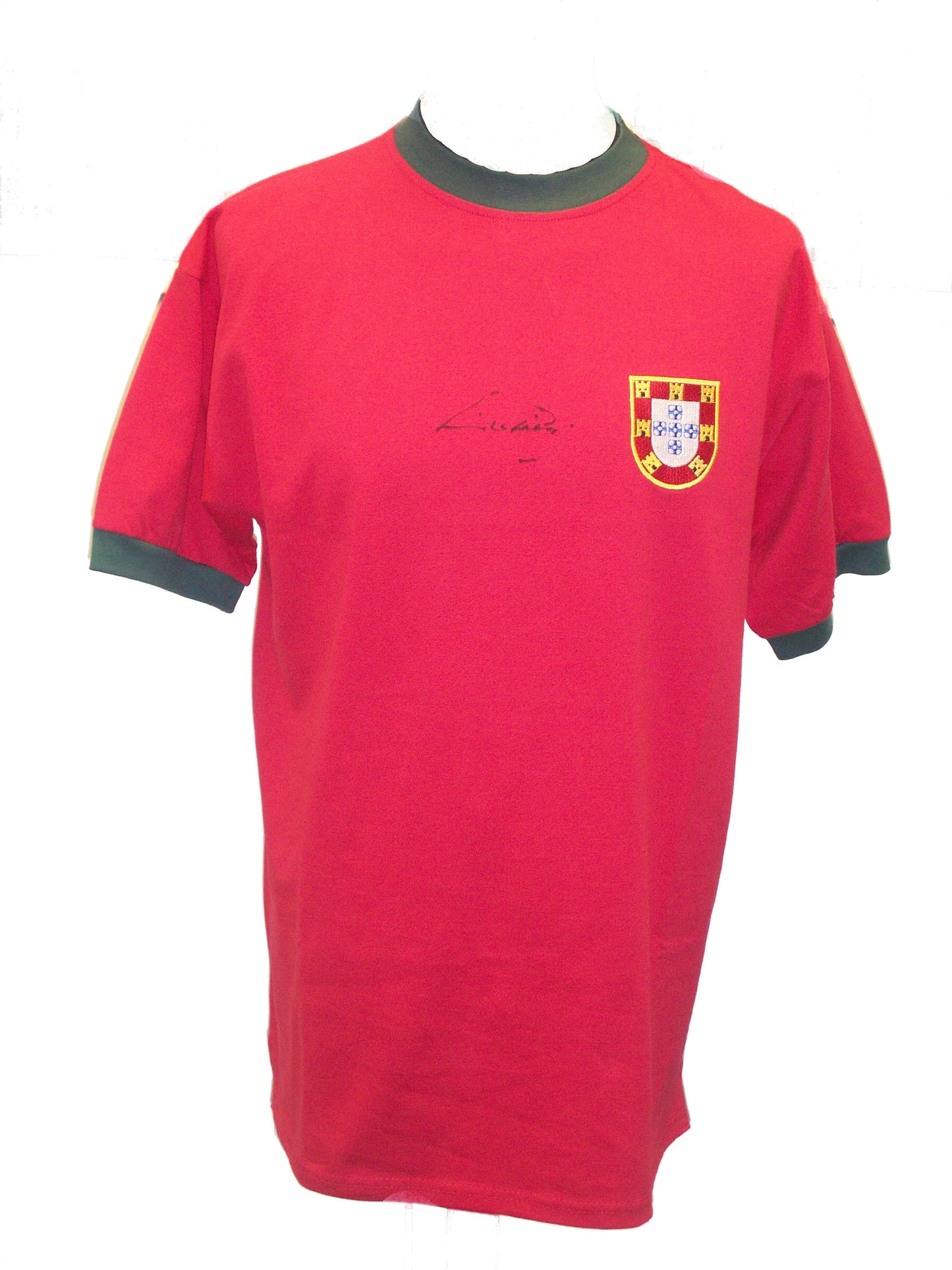 Eusébio Signed Portugal Shirt