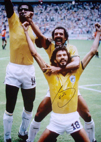 Sócrates Signed 1986 World Cup Photo