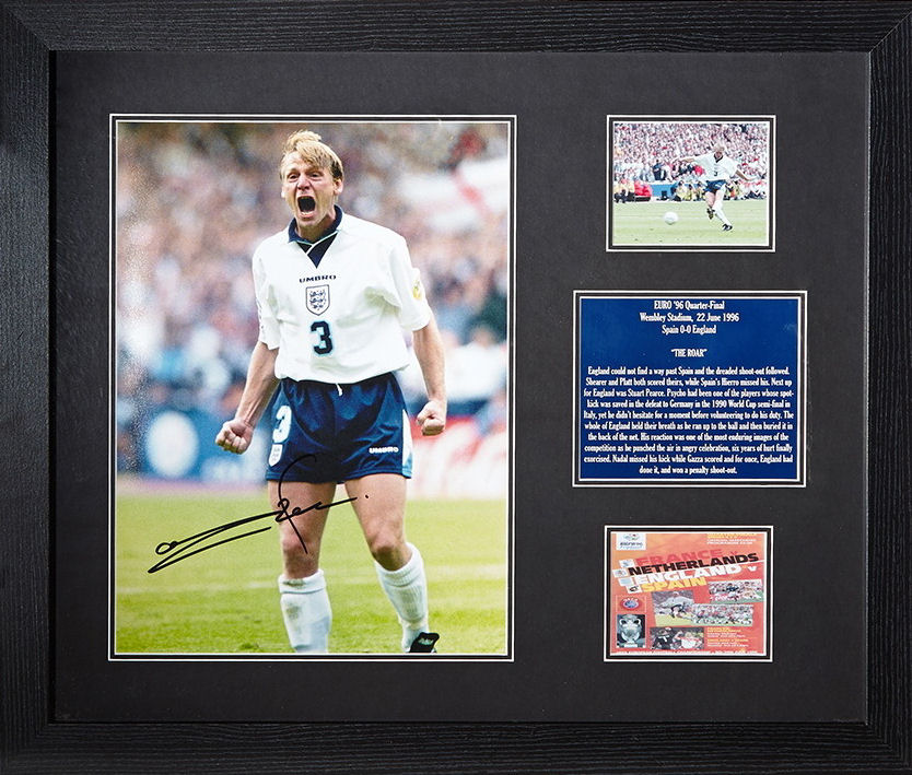 Stuart Pearce "The Roar" Signed Photo - Framed